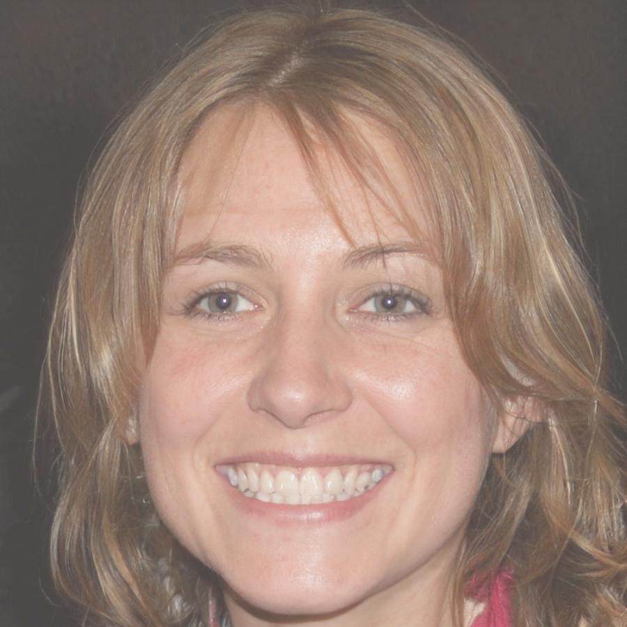 Elena Rodriguez, Product Manager